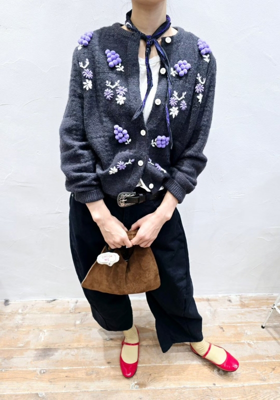 韓 立體小花短版外套 2色