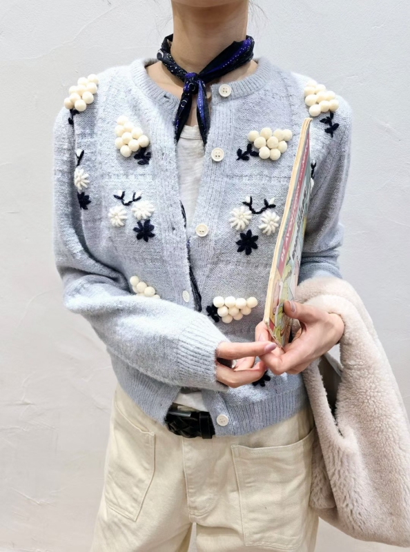 韓 立體小花短版外套 2色