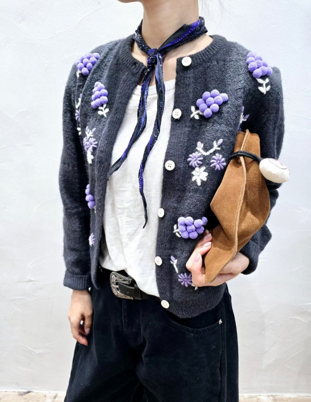 韓 立體小花短版外套 2色