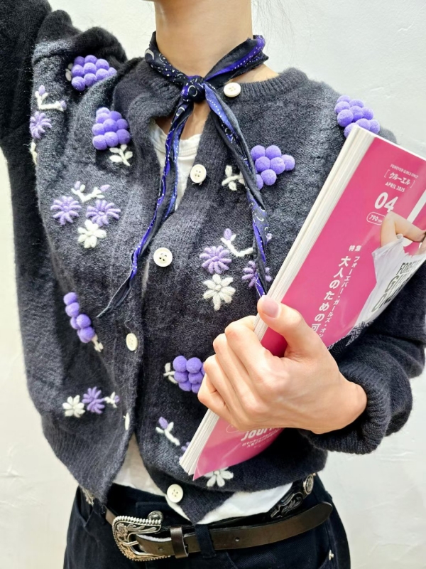 韓 立體小花短版外套 2色