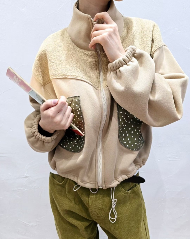 韓 點點口袋短版外套 2色