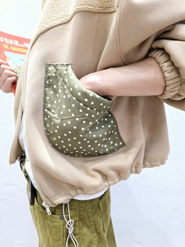 韓 點點口袋短版外套 2色