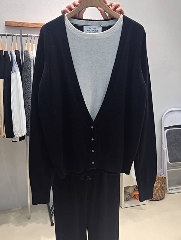 韓 假兩件式低釦外套 4色 size