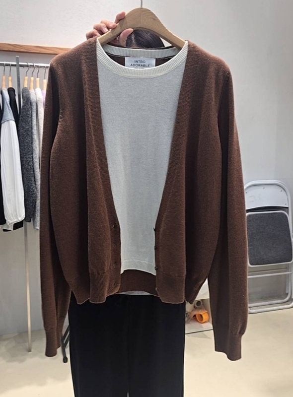 韓 假兩件式低釦外套 4色 size