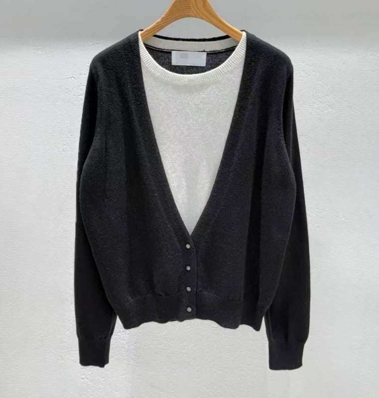 韓 假兩件式低釦外套 4色 size