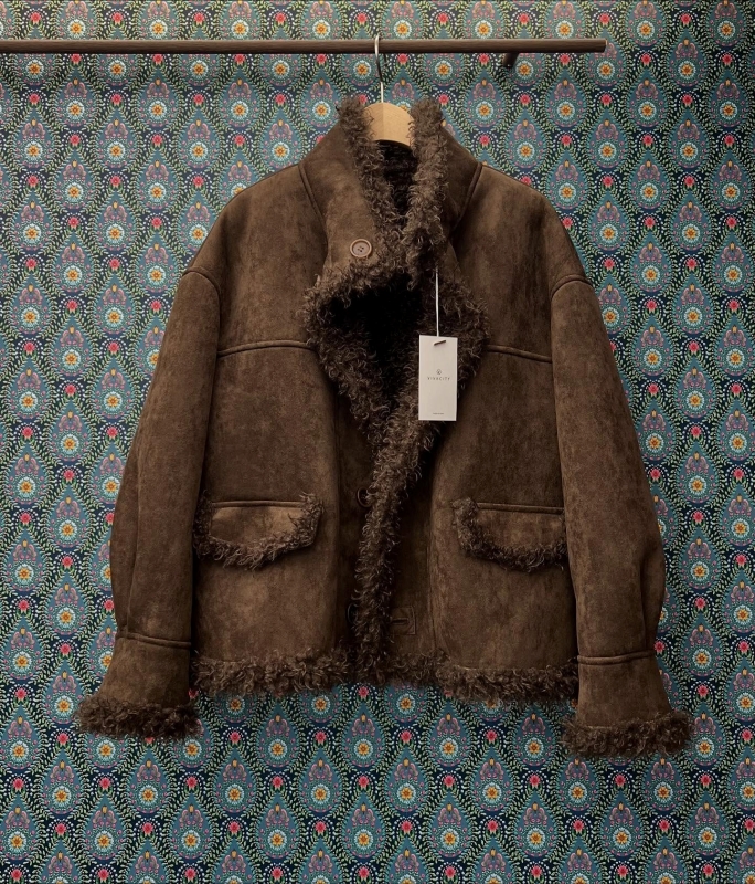 韓 兩面穿毛毛中版外套