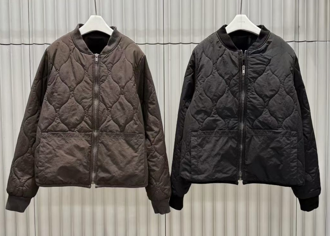 韓 斜圓領壓紋短版外套 3色 size