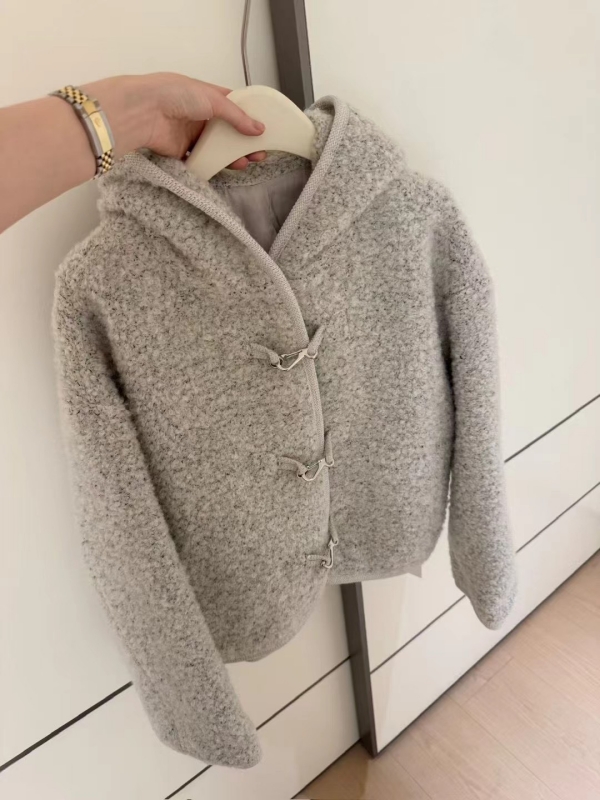 韓 混色小短毛勾釦外套 2色 size