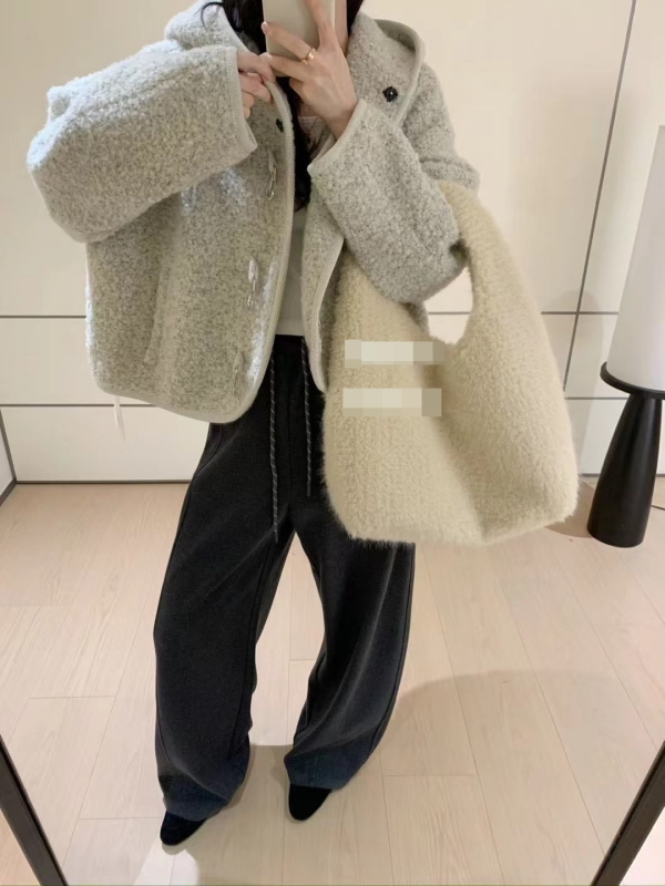 韓 混色小短毛勾釦外套 2色 size