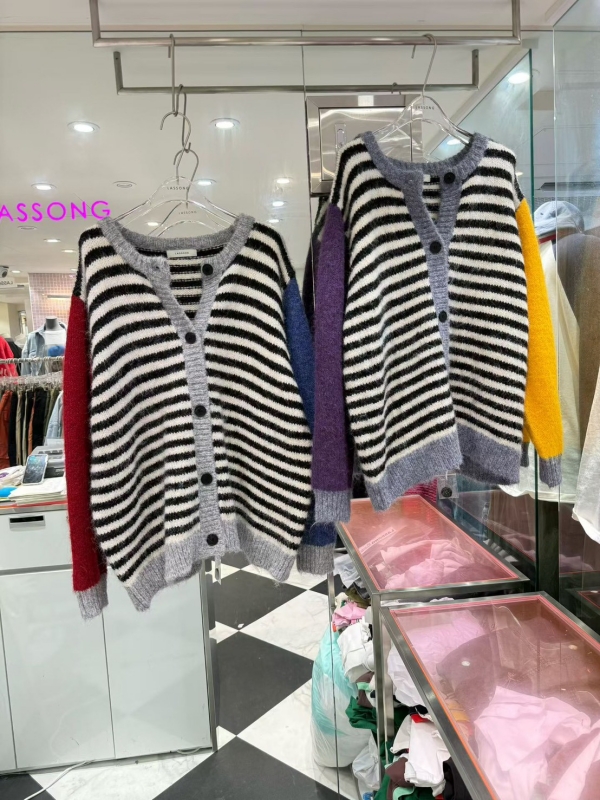 韓 配色袖條文外套 2色