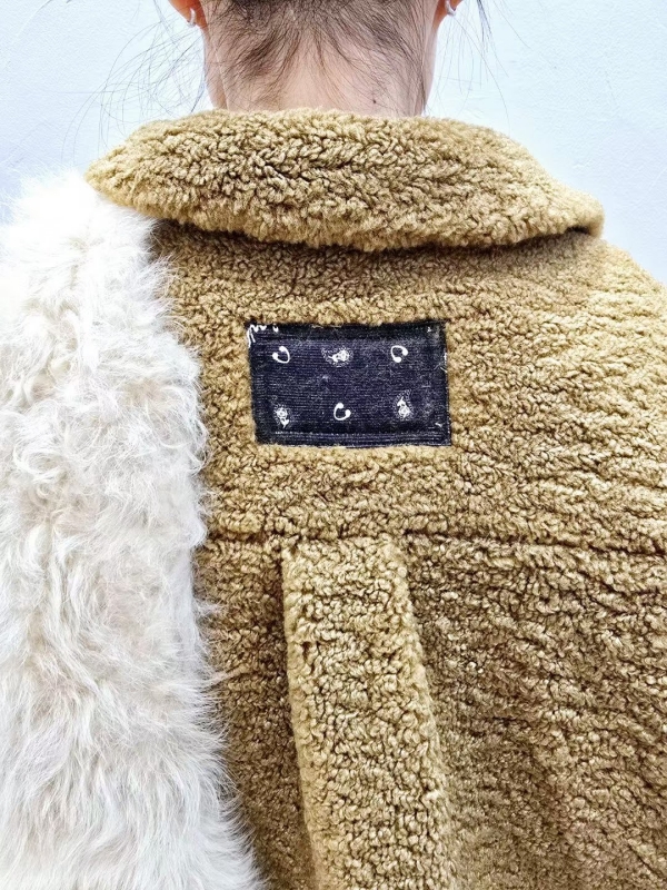 韓 毛毛小標短版外套