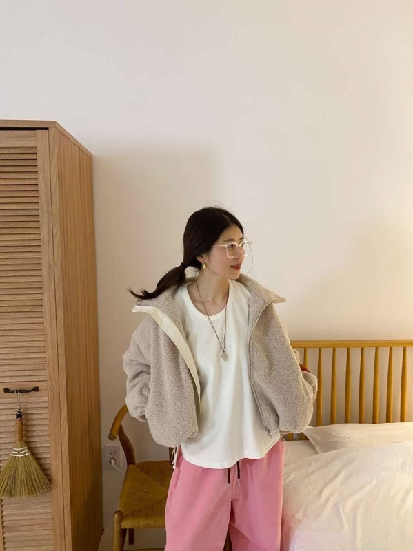 韓 溜冰鞋毛毛外套 2色