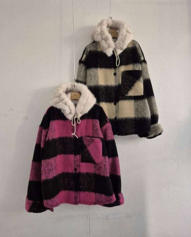 韓 毛毛帽格文襯衫外套 2色 size