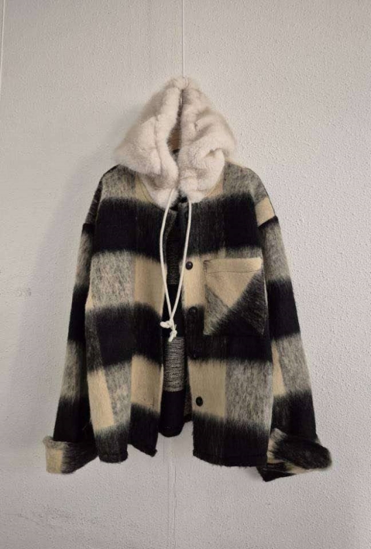 韓 毛毛帽格文襯衫外套 2色 size