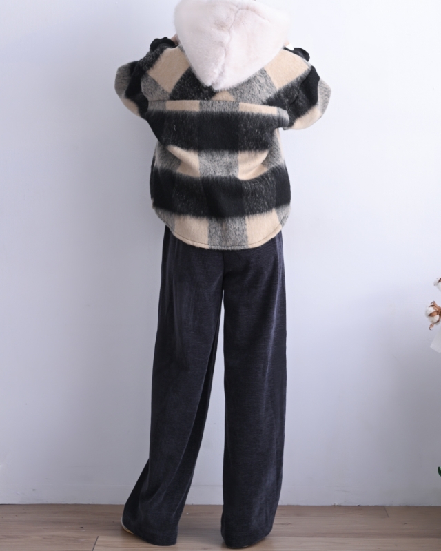 韓 毛毛帽格文襯衫外套 2色 size