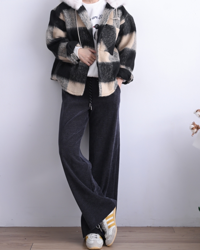 韓 毛毛帽格文襯衫外套 2色 size