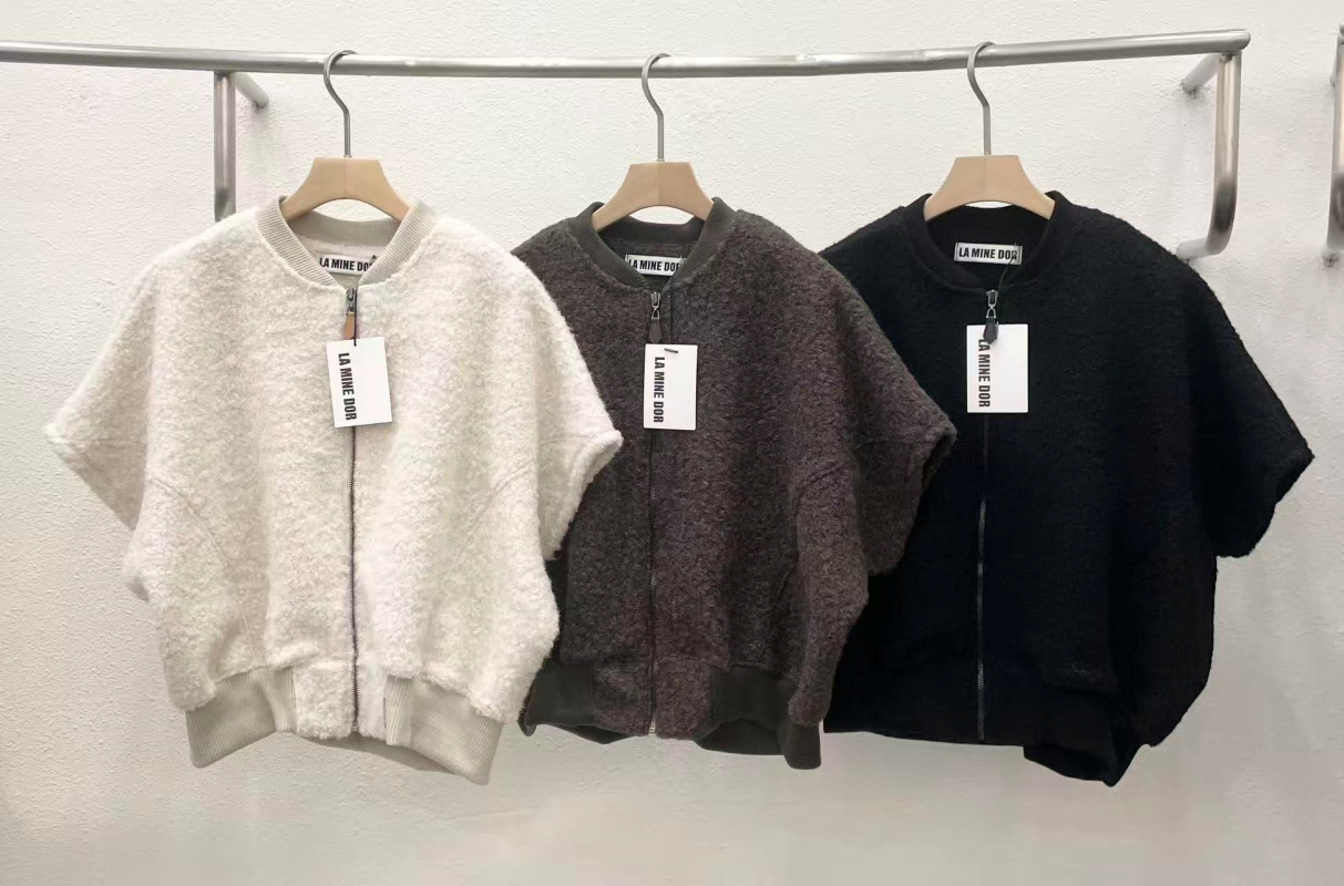韓 拉鍊小短毛外套 3色 size