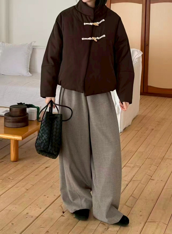 韓 牛角扣短版外套 2色