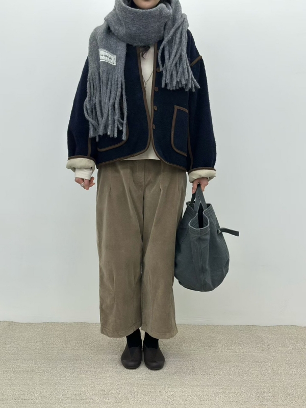 韓 車線口袋短版外套 2色