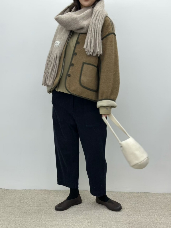 韓 車線口袋短版外套 2色