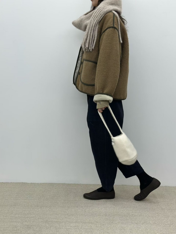 韓 車線口袋短版外套 2色