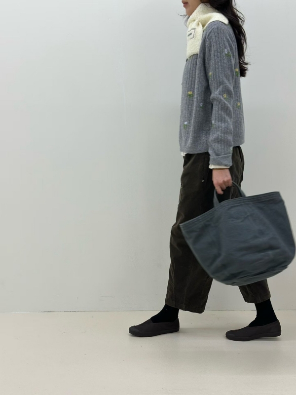 韓 秀氣小花短版外套 3色