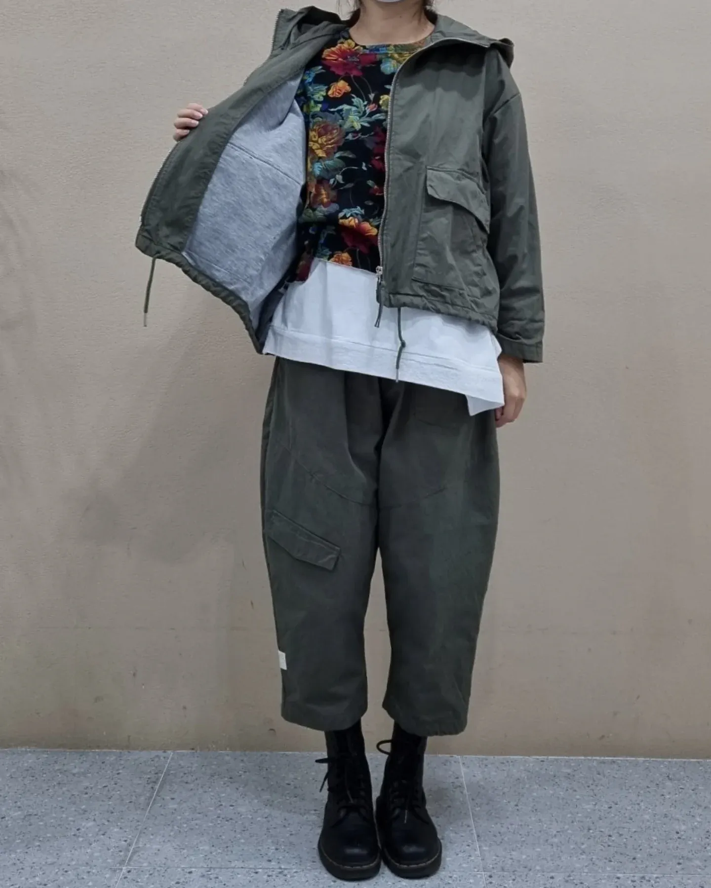 韓 大口袋連帽短版外套 3色