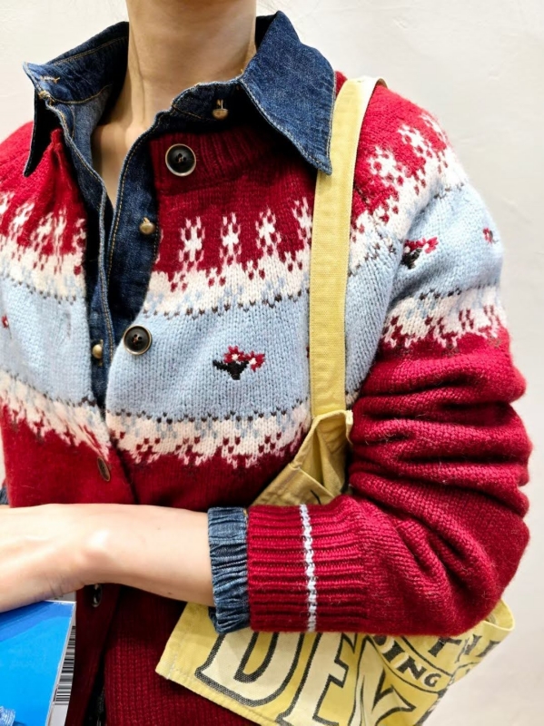 韓 不知名小花外套 2色