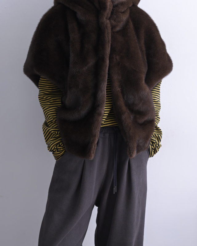 韓 連帽毛毛短袖外套 2色 size