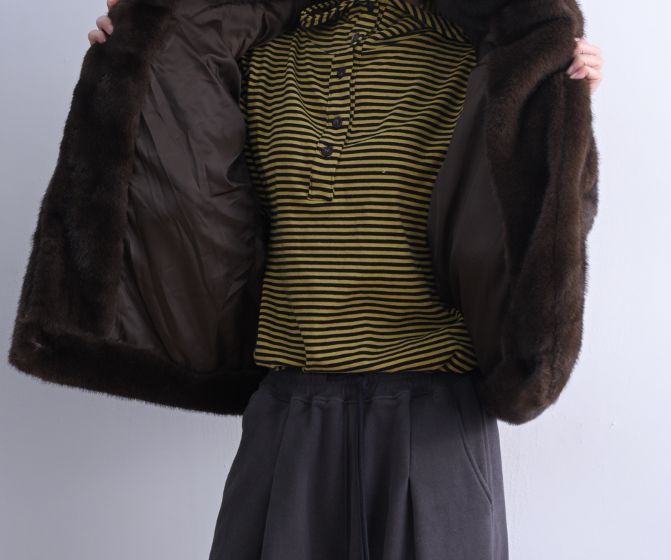 韓 連帽毛毛短袖外套 2色 size