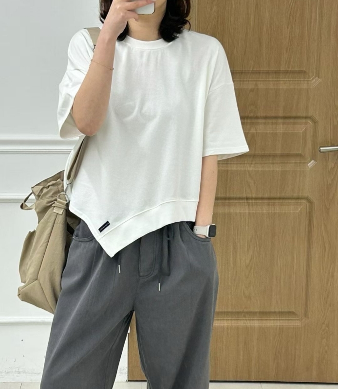 韓 斜邊素上衣 4色