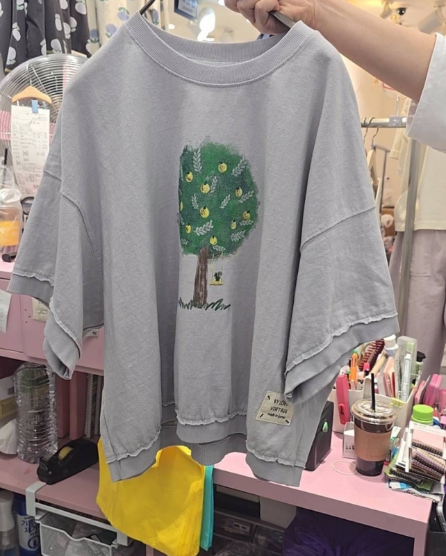 韓 蘋果樹上衣 3色 size