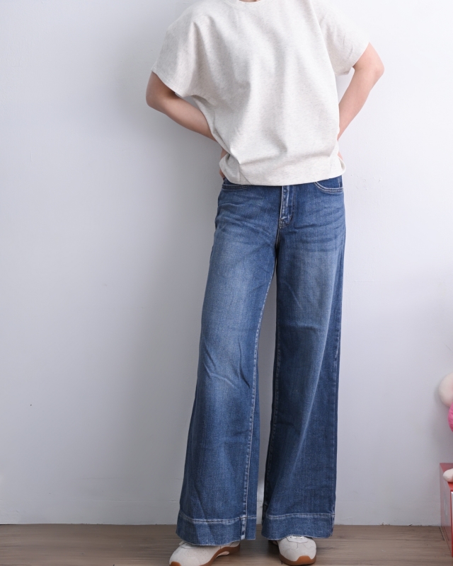 韓 背衩素上衣 2色