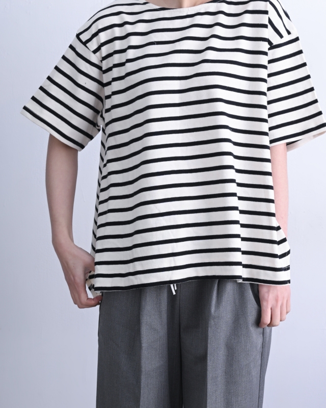 韓 傘狀條文上衣 3色