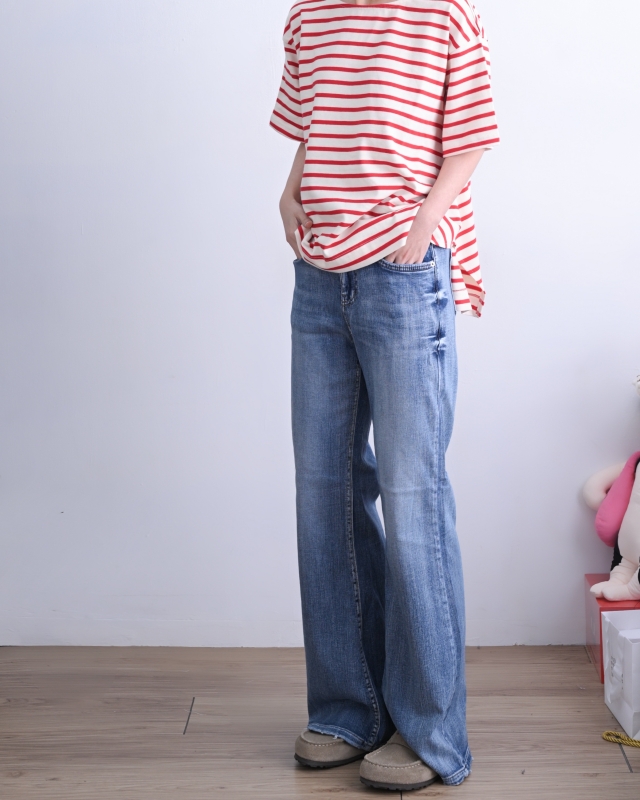 韓 傘狀條文上衣 3色