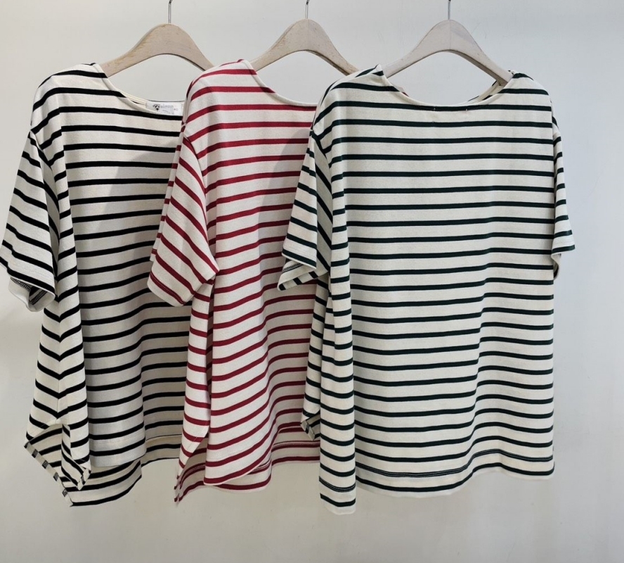 韓 傘狀條文上衣 3色