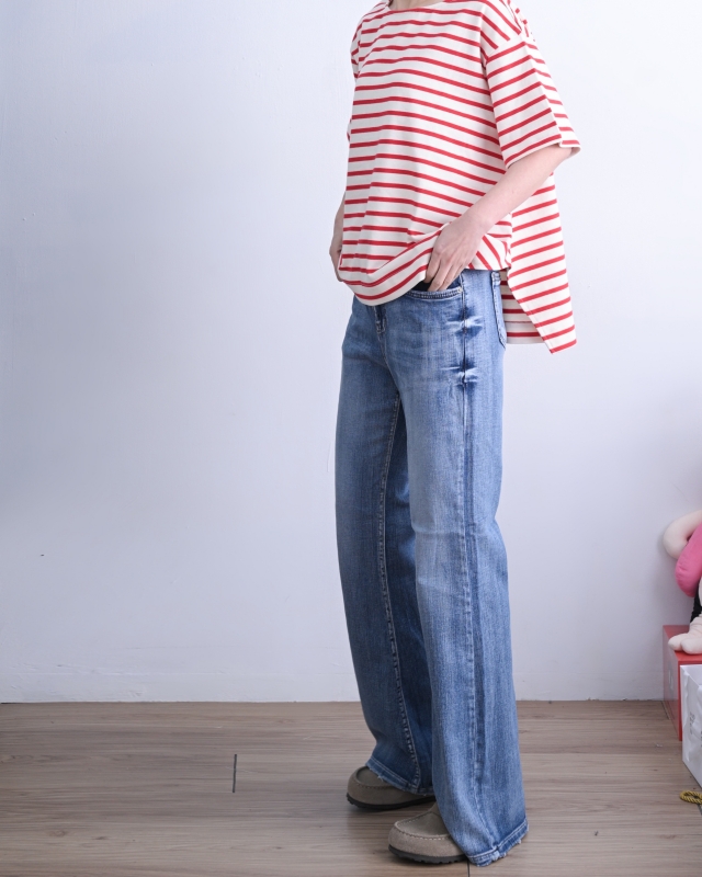 韓 傘狀條文上衣 3色