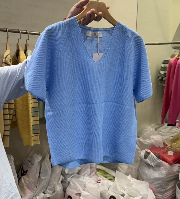 韓 V領針織上衣 4色