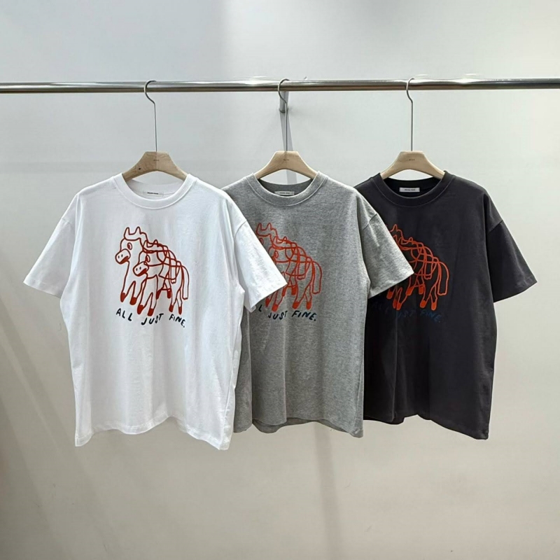韓 線條馬上衣 3色 size