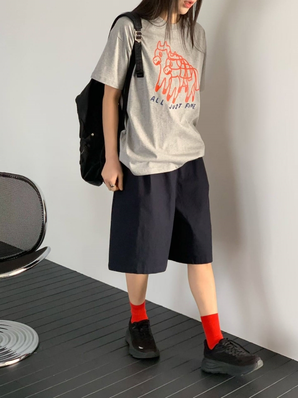 韓 線條馬上衣 3色 size