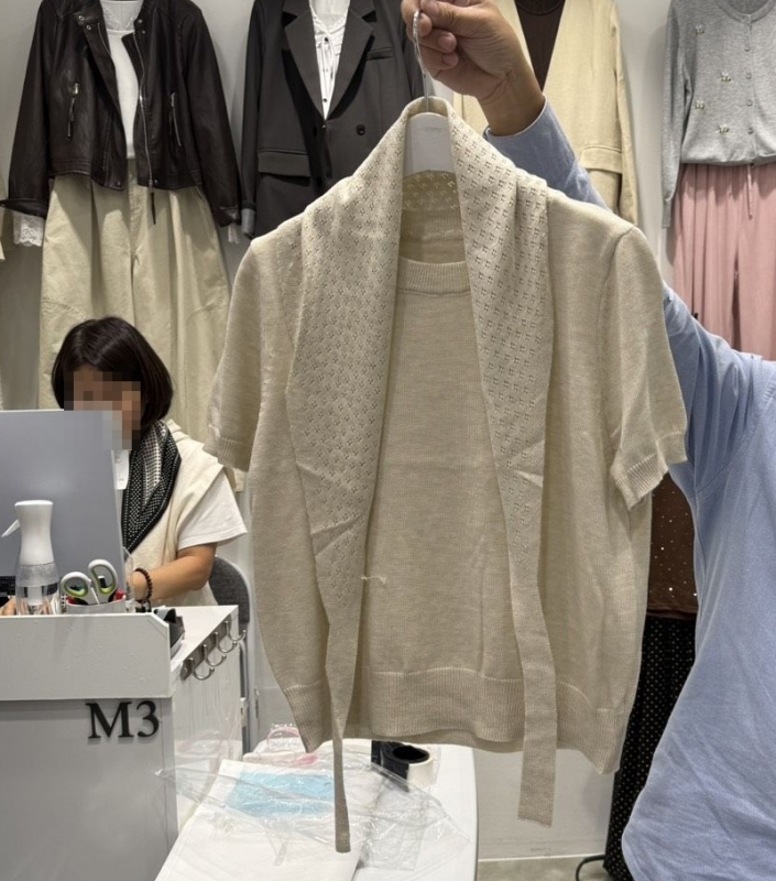 韓 圓領上衣+三角披肩 2色 size