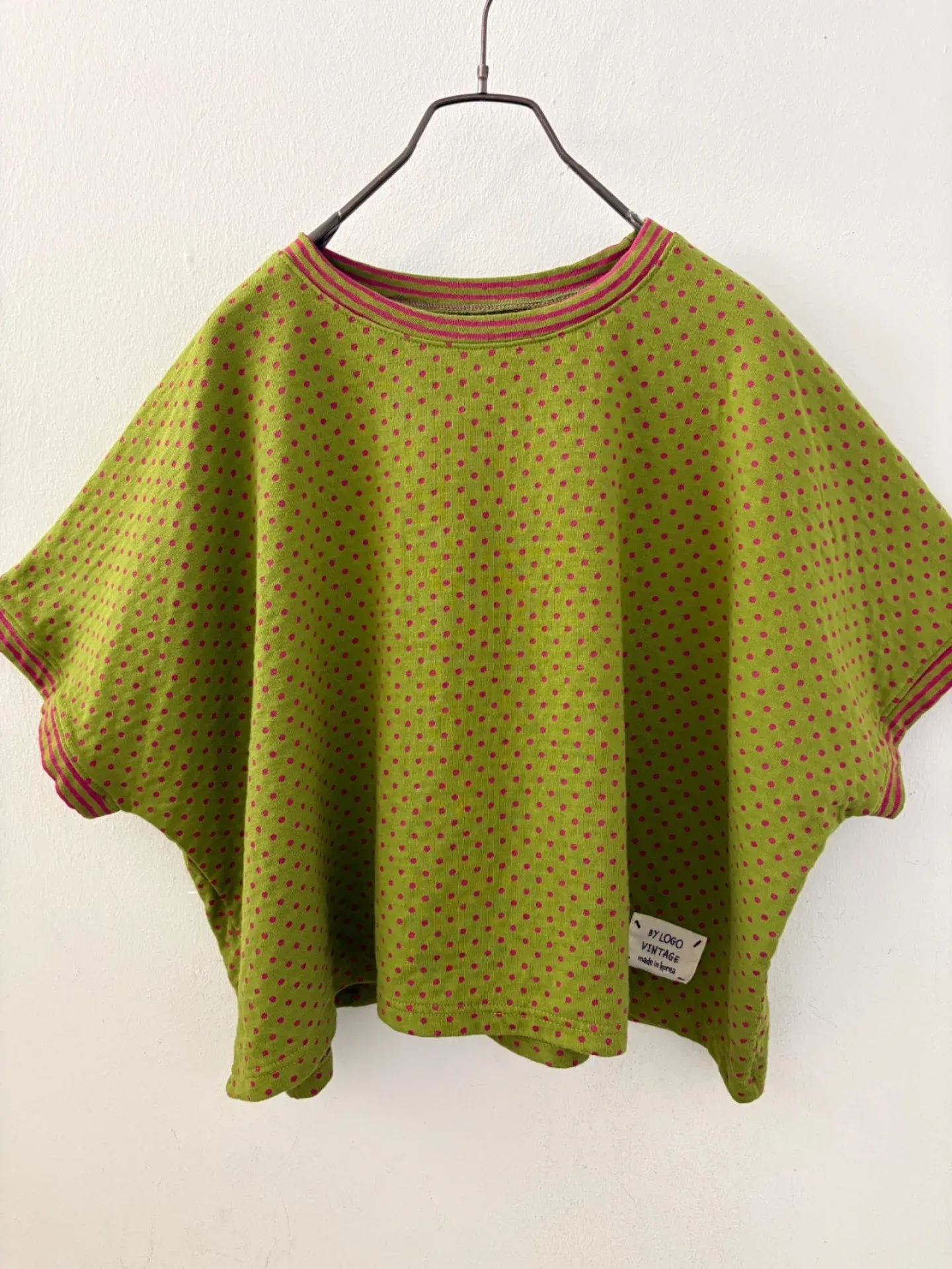 韓 點點條文上衣 3色 size