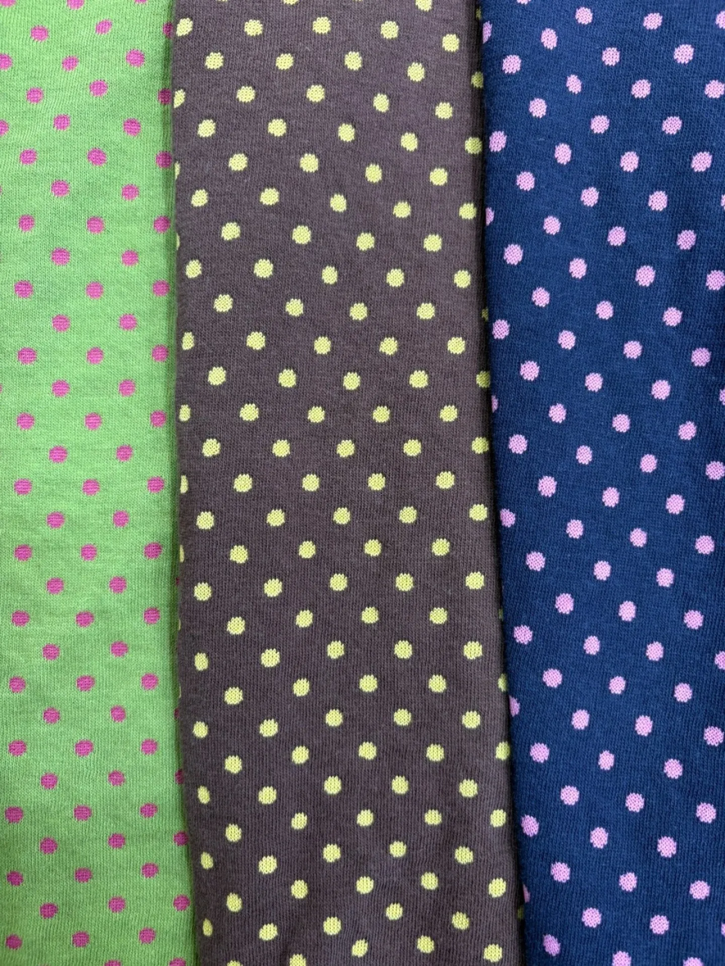 韓 點點條文上衣 3色 size