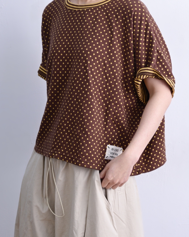 韓 點點條文上衣 3色 size