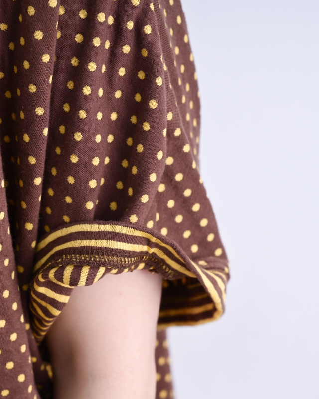 韓 點點條文上衣 3色 size