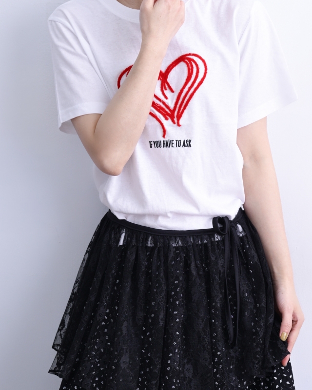 韓 線條愛心上衣 3色