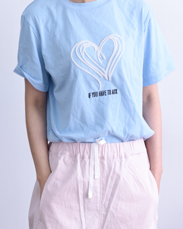 韓 線條愛心上衣 3色