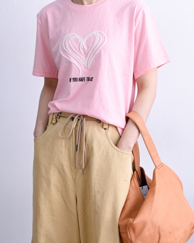 韓 線條愛心上衣 3色