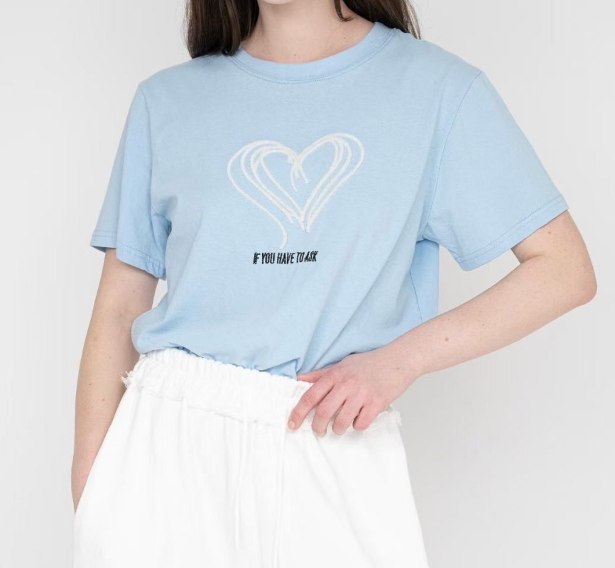 韓 線條愛心上衣 3色