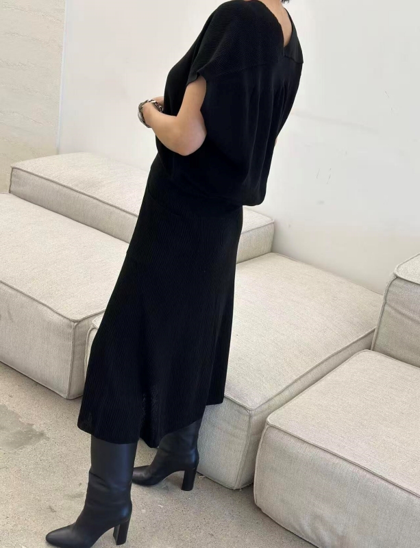 韓 前後V針織上衣 4色 size